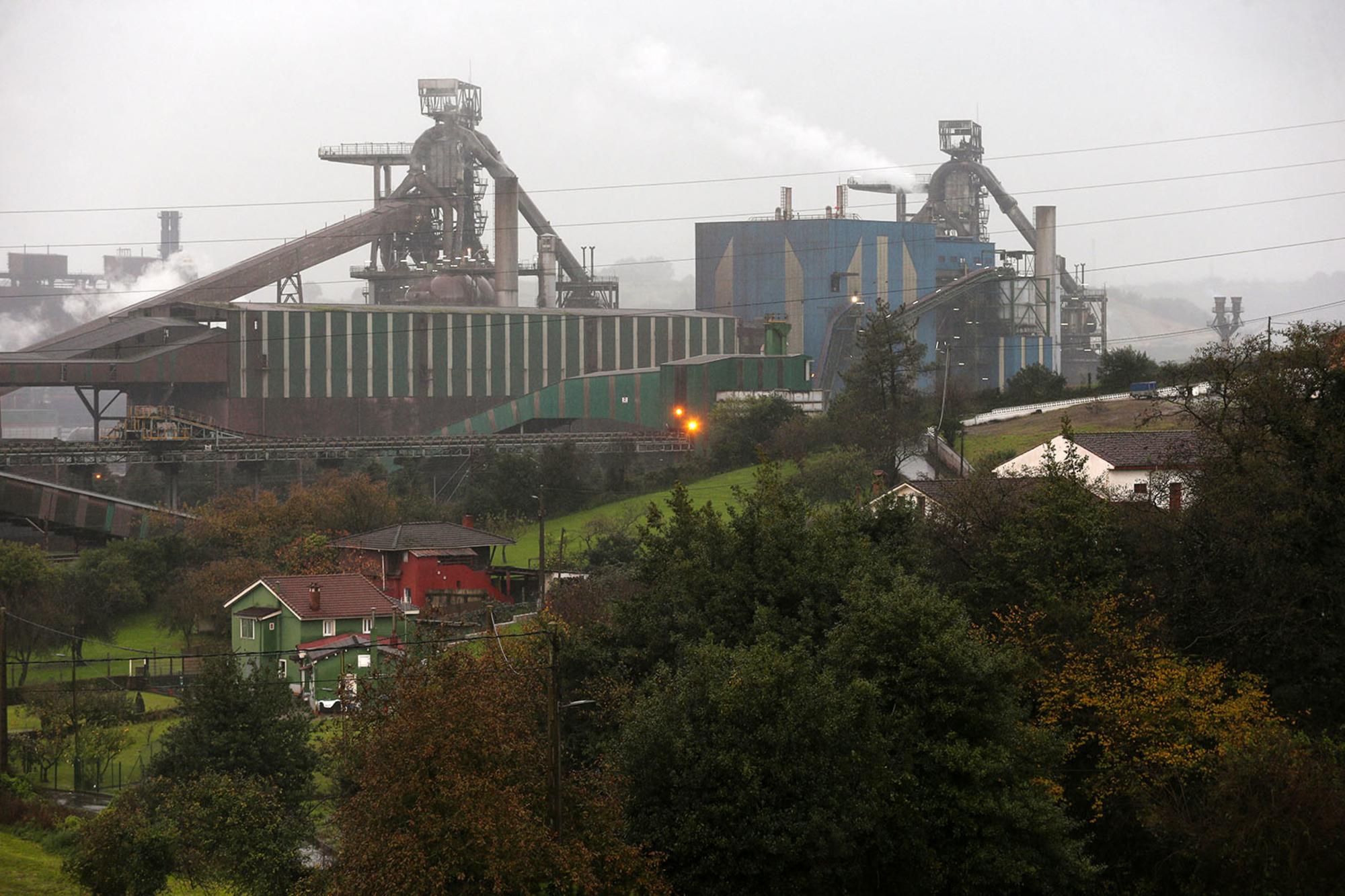 Instalaciones de ArcelorMittal en Gijón